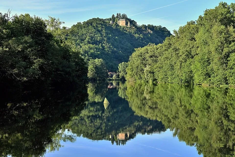 Bateau l'Olt : promenade et restauration (groupes)