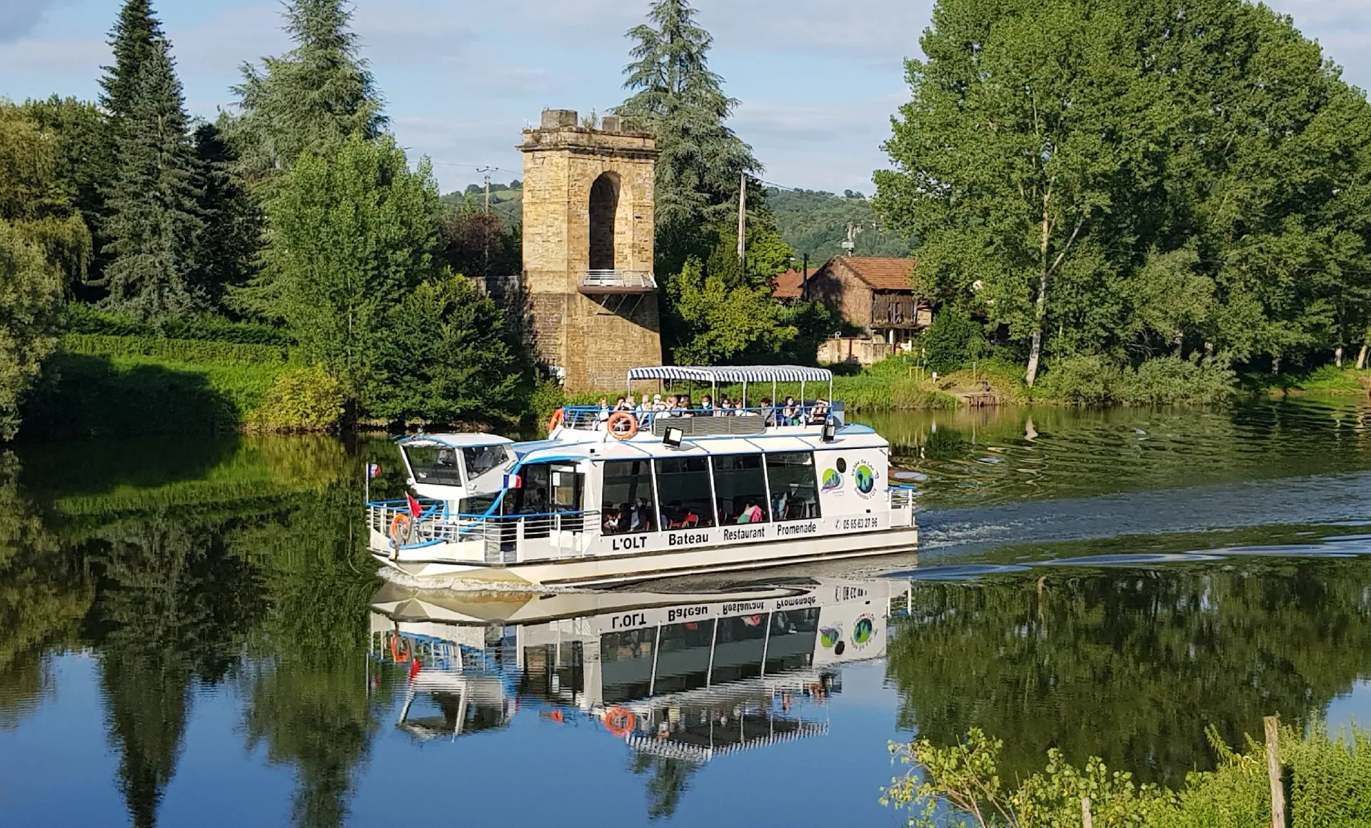 Bateau Olt : croisière restauration (groupes)