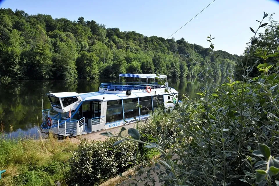 Bateau Olt : promenade et restauration