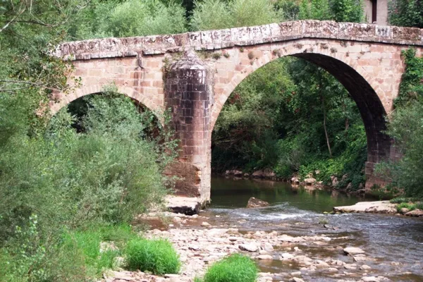 Berges du Dourdou à Conques