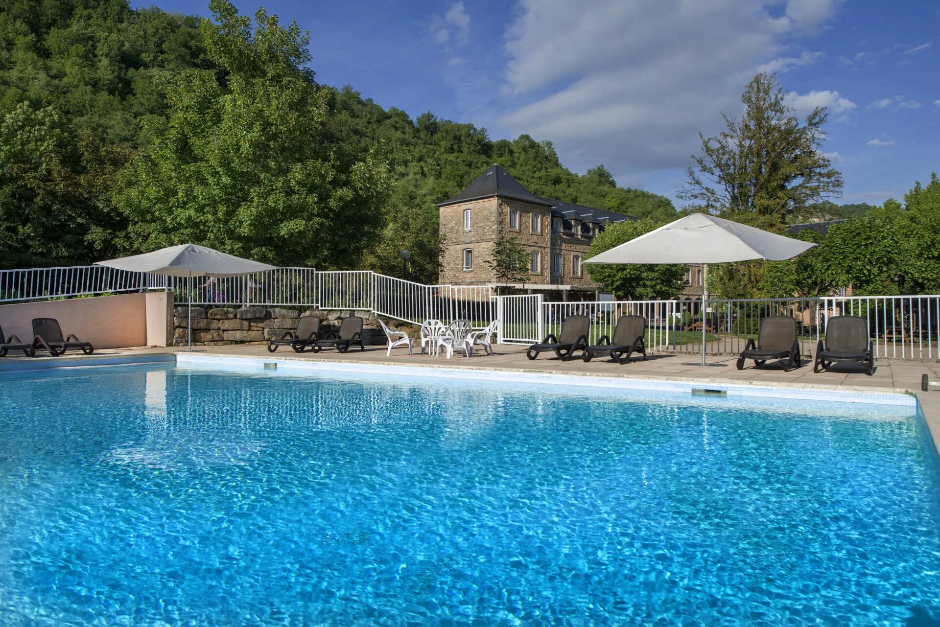 L'Oustal - Pont les Bains - Piscine extérieure chauffée