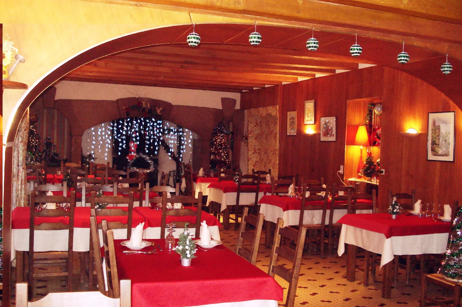 L'Auberge Aux Portes de Conques - Salle de restaurant