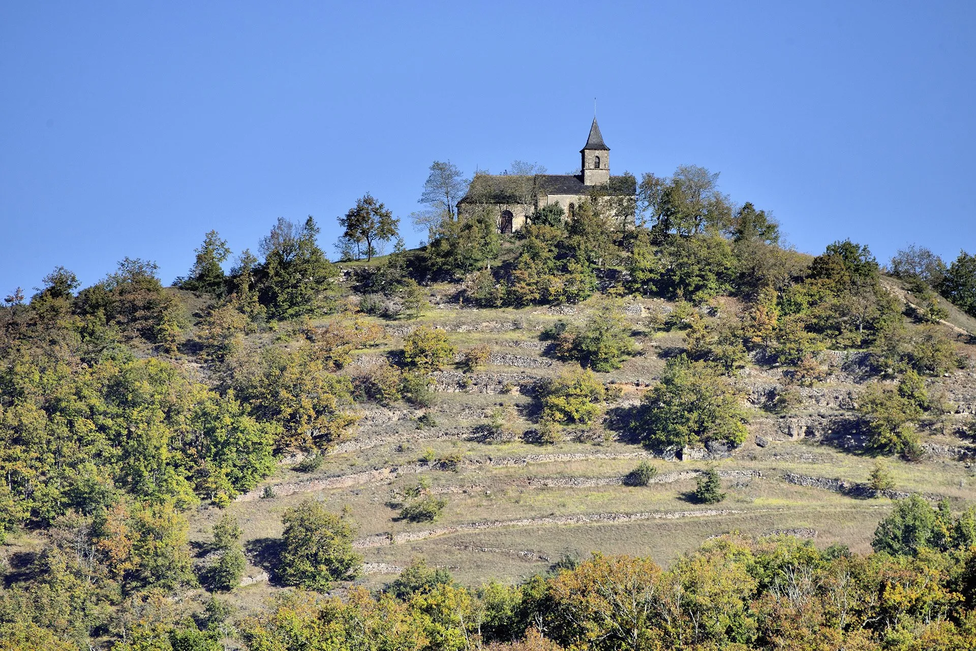 Saint-Jean-le-Froid sur le parcours trail du Grand-Mas