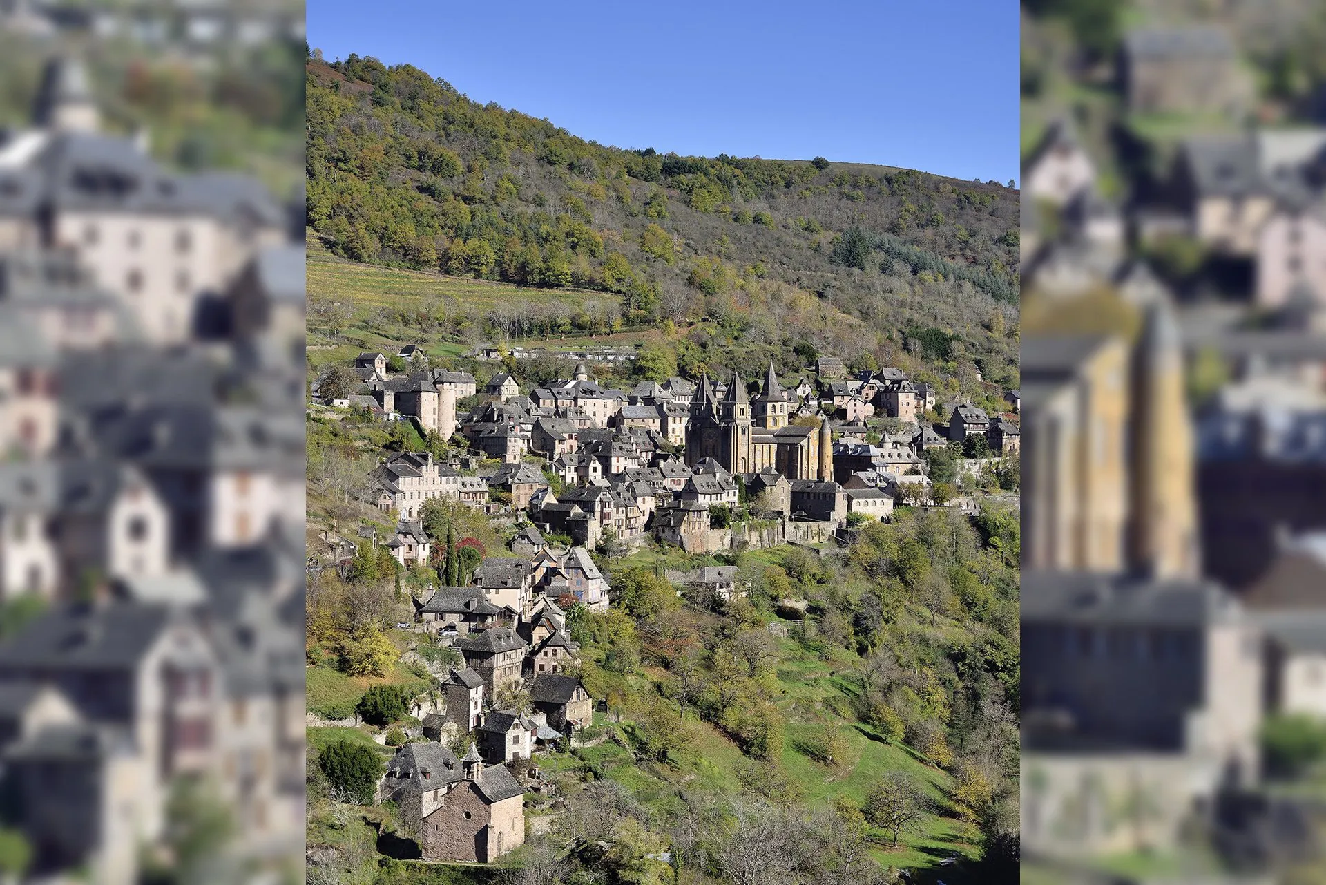 Vue de Conques sur le parcours trail de La Vinzelle