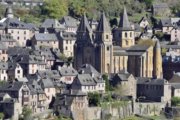 Conques sur le chemin de St-Jacques de Compostelle