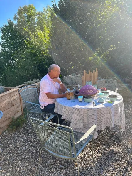 Petit déjeuner en terrasse