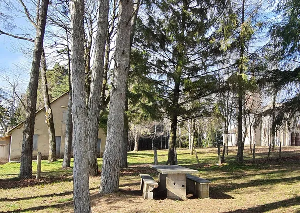 Aire de pique-nique à Notre-Dame de Buenne