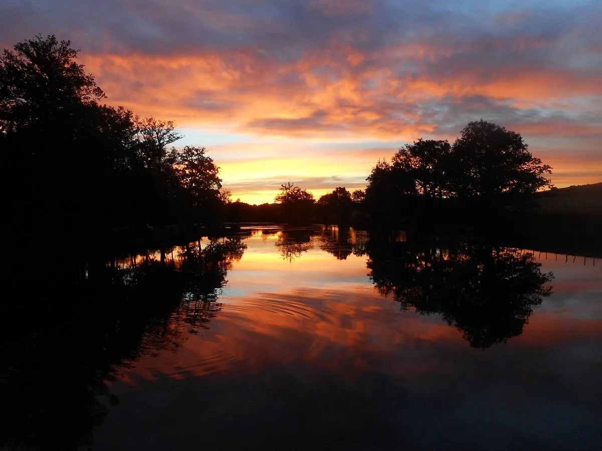 Aire de service au camping Etang du Camp