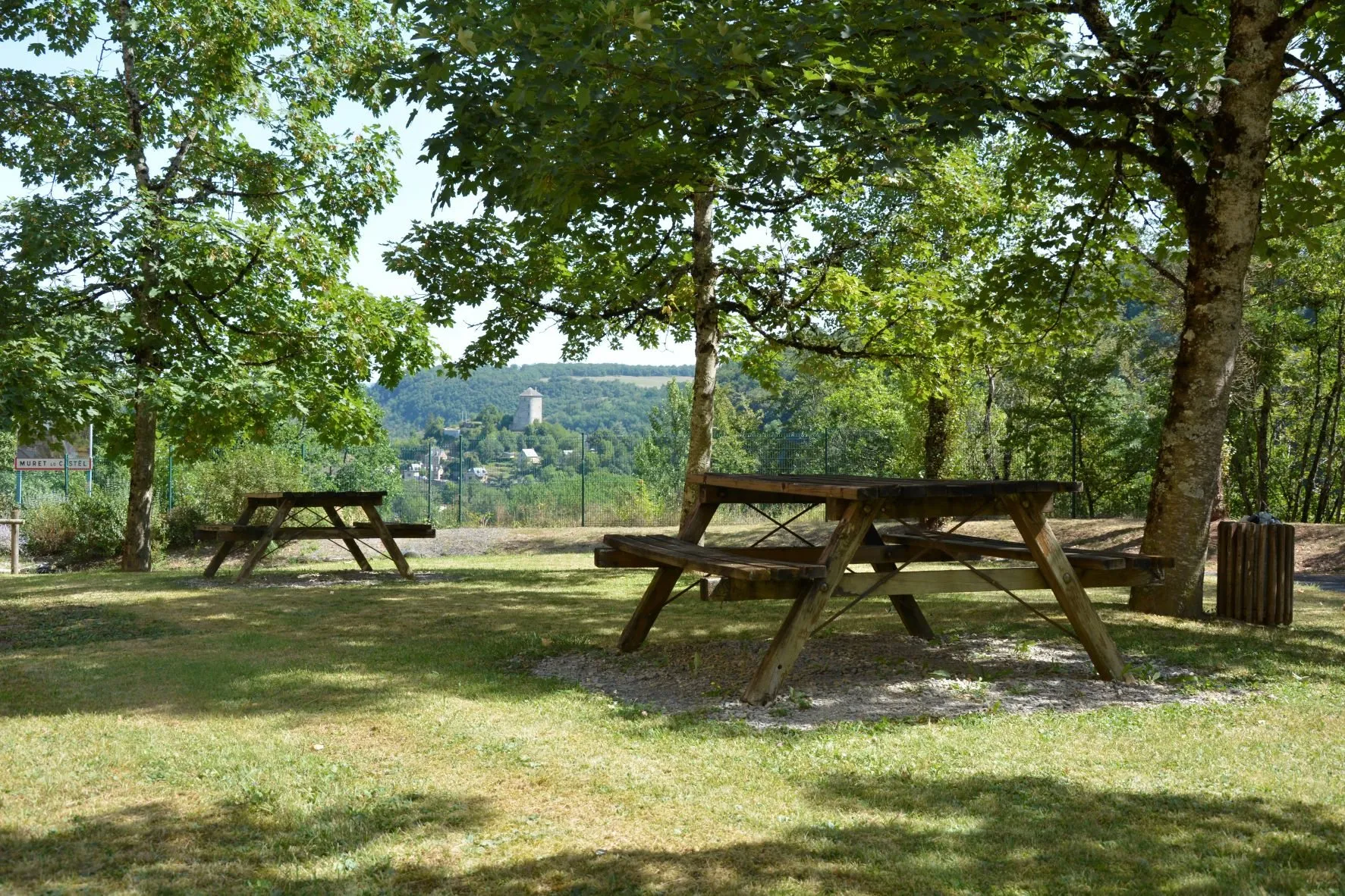 Aire de pique-nique à Muret-le-Château