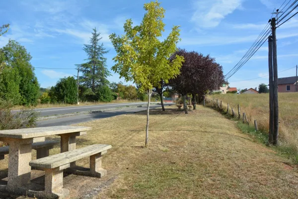 Aire de pique-nique à Saint-Christophe Vallon