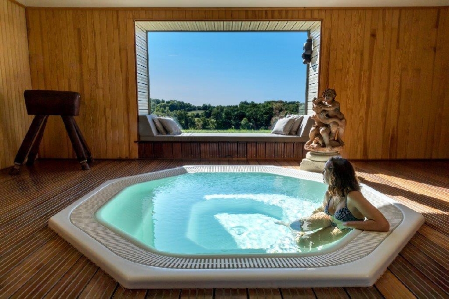 Le Château de Labro et sa Cabane Perchée